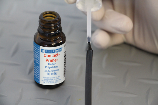 WEICON CA-Primer für Polyolefine – Anwendung