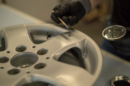 WEICON Aluminium-Minutenkleber – Anwendung WEICON Aluminium-Minutenkleber – Anwendung