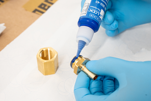 WEICONLOCK® AN 302-43 Schraubensicherung – Anwendung
