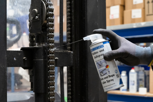 WEICON Ketten- und Seilspray – Anwendung