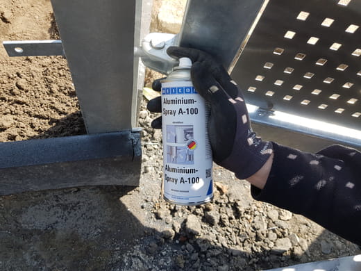 WEICON Aluminium-Spray A-100 abriebfest – Anwendung