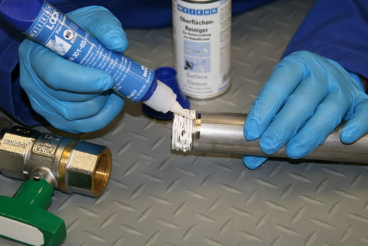 WEICONLOCK® AN 301-65 Rohr- und Flächendichtung – Anwendung