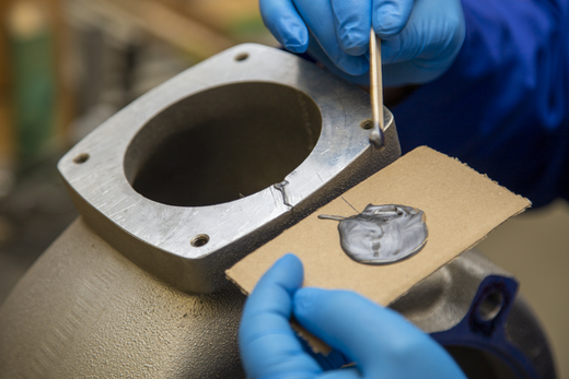 WEICON Aluminium-Minutenkleber – Anwendung