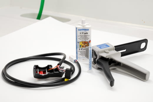 WEICON Easy-Mix S 50 gelb – Anwendung WEICON Easy-Mix S 50 gelb – Anwendung