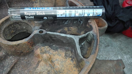 WEICON Repair Stick Stahl – Anwendung WEICON Repair Stick Stahl – Anwendung
