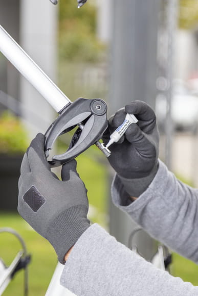 WEICON Anti-Seize High-Tech Montagepaste – Anwendung