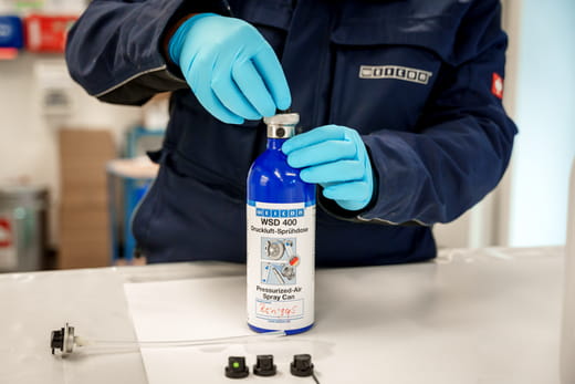 WEICON WSD 400 Druckluft-Sprühdose – Anwendung