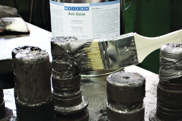 Anwendungsbeispiel WEICON Anti-Seize Montagepaste: Verschraubungen montierbar halten