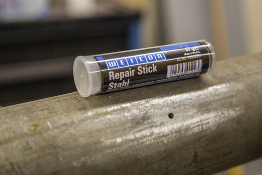 WEICON Repair Stick Stahl – Anwendung