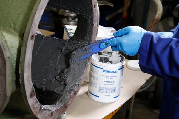 Anwendungsbeispiel WEICON A: Gussteile mit Plastik-Stahl reparieren