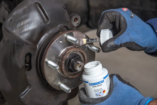 WEICON Anti-Seize Montagepaste – Anwendung