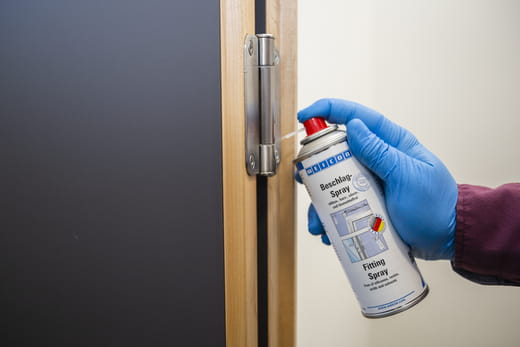 WEICON Beschlag-Spray – Anwendung