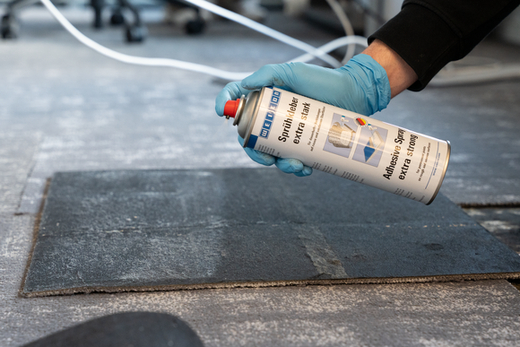 WEICON Sprühkleber extra stark – Anwendung WEICON Sprühkleber extra stark – Anwendung