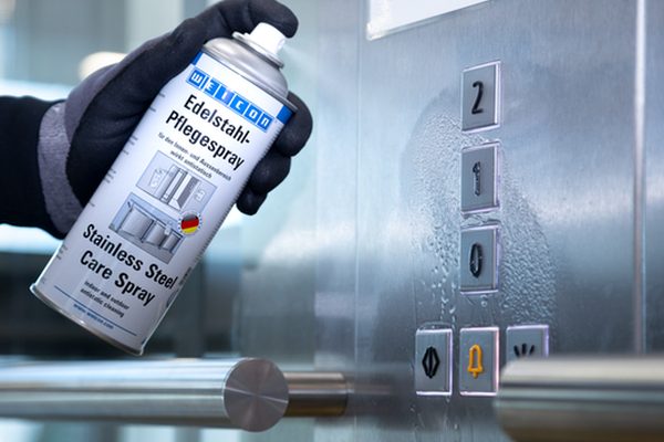 Anwendungsbeispiel WEICON Edelstahlpflege-Spray: Edelstahloberflächen reinigen und pflegen