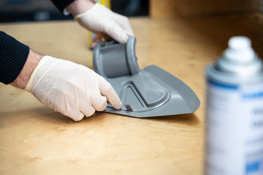 WEICON Plastic-Bond – Anwendung