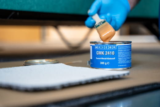 WEICON GMK 2410 Kontaktklebstoff – Anwendung WEICON GMK 2410 Kontaktklebstoff – Anwendung