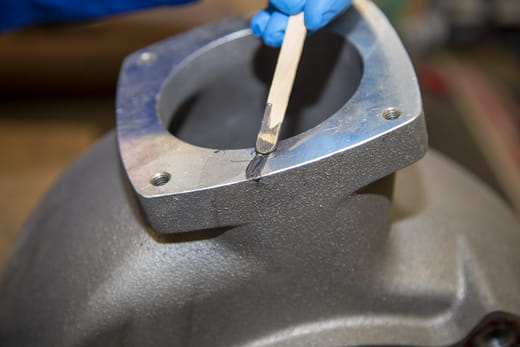 WEICON Aluminium-Minutenkleber – Anwendung WEICON Aluminium-Minutenkleber – Anwendung