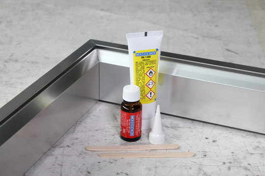 WEICON Aluminium-Minutenkleber – Anwendung