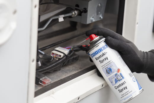 WEICON Kontakt-Spray – Anwendung WEICON Kontakt-Spray – Anwendung
