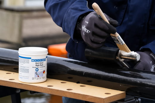 WEICON Anti-Seize High-Tech Montagepaste – Anwendung WEICON Anti-Seize High-Tech Montagepaste – Anwendung