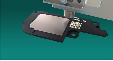 Herstellerbild MBT: Epoxidharzlinie zwischen Magnet und Eisen eines Lautsprechers